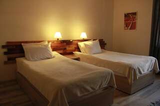 Гостевой дом LerMont Guest House Lermontovo Семейный номер с видом на лес (для 2 взрослых и 2 детей)-4